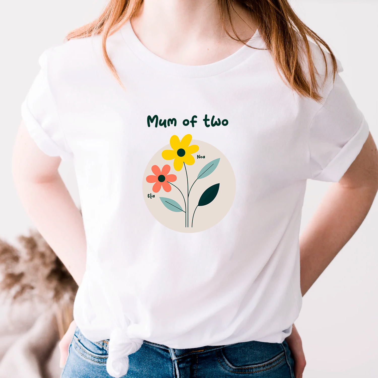 t-shirt-maman-personnalise-fleurs-enfants-prenoms-mum-of-two-2